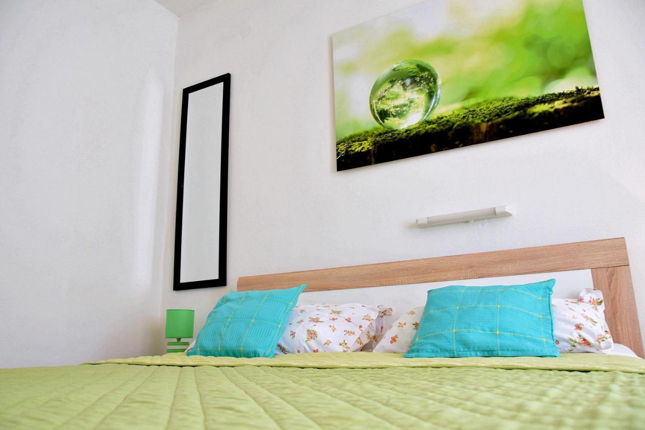 Rooms Vilma Close To Rab City Palit Exterior photo